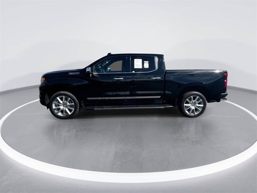 Used 2024 Chevrolet Silverado 1500 High Country w/ High Country Premium Package image 5