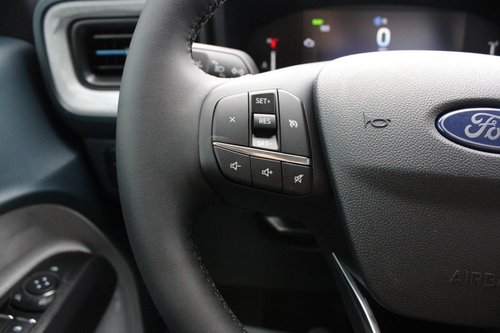 New 2026 Ford Maverick XLT w/ XLT Luxury Package FWD image 12