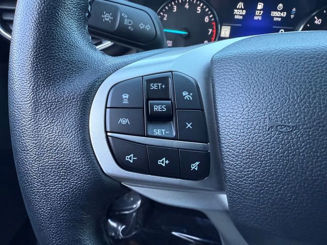 Used 2022 Ford Explorer XLT w/ Equipment Group 202A image 16