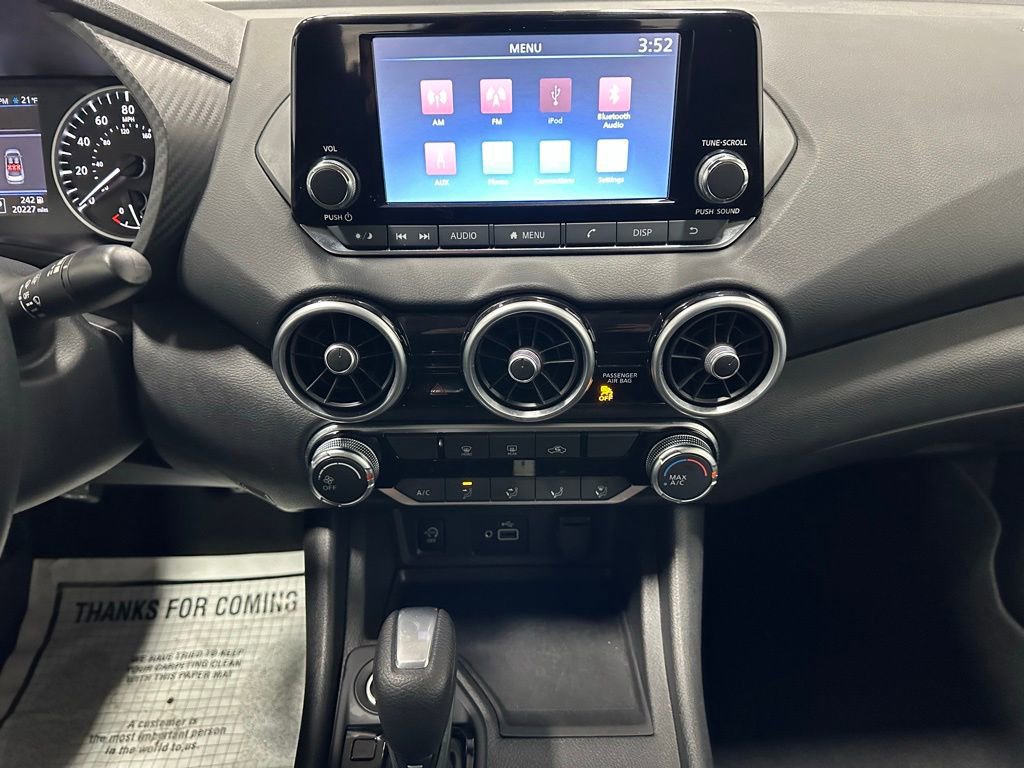 Used 2025 Nissan Sentra S image 25