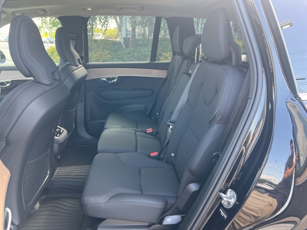 New 2026 Volvo XC90 B6 Plus w/ Protection Package Premier image 29