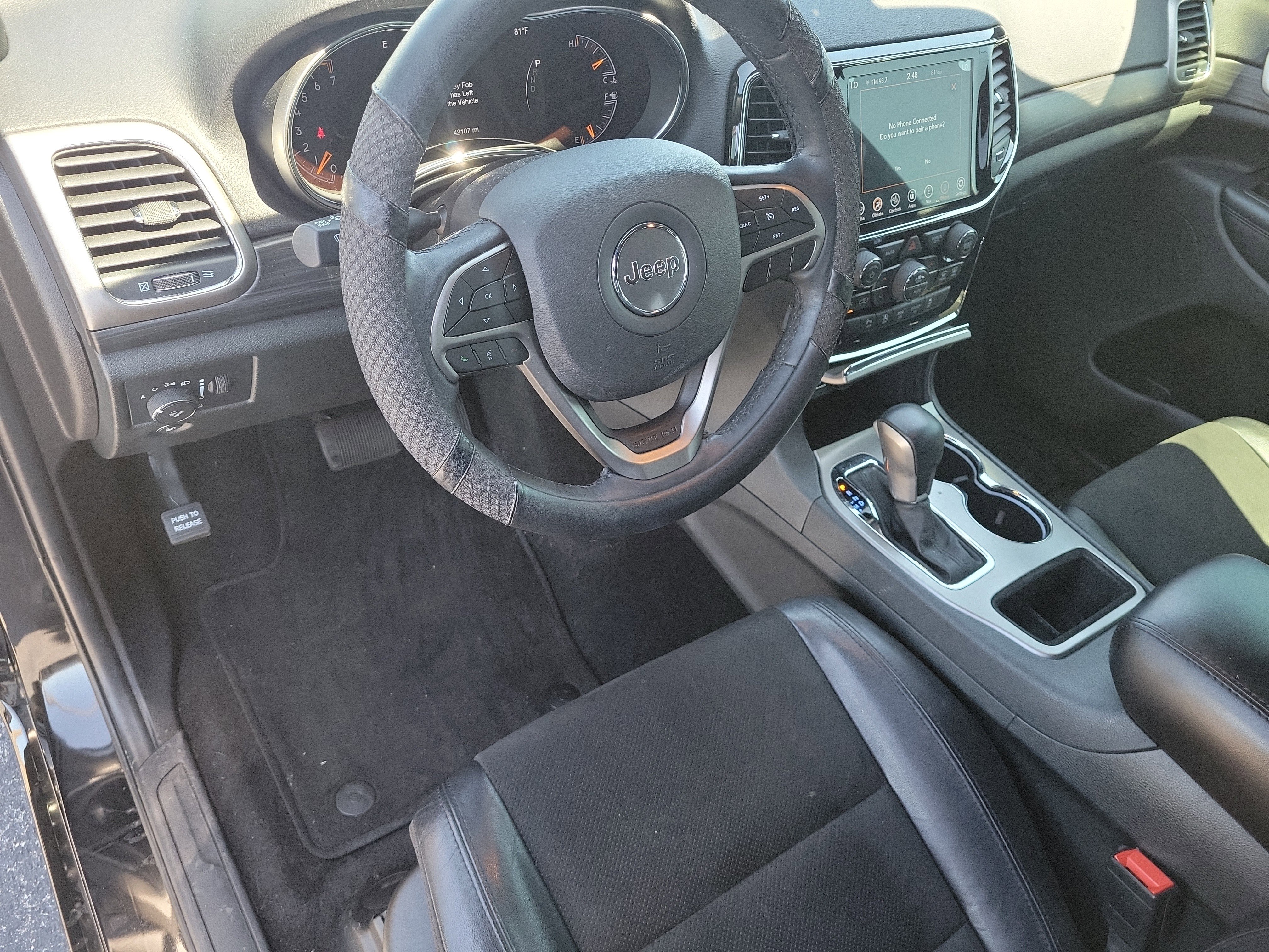 Used 2022 Jeep Grand Cherokee Laredo X RWD image 13