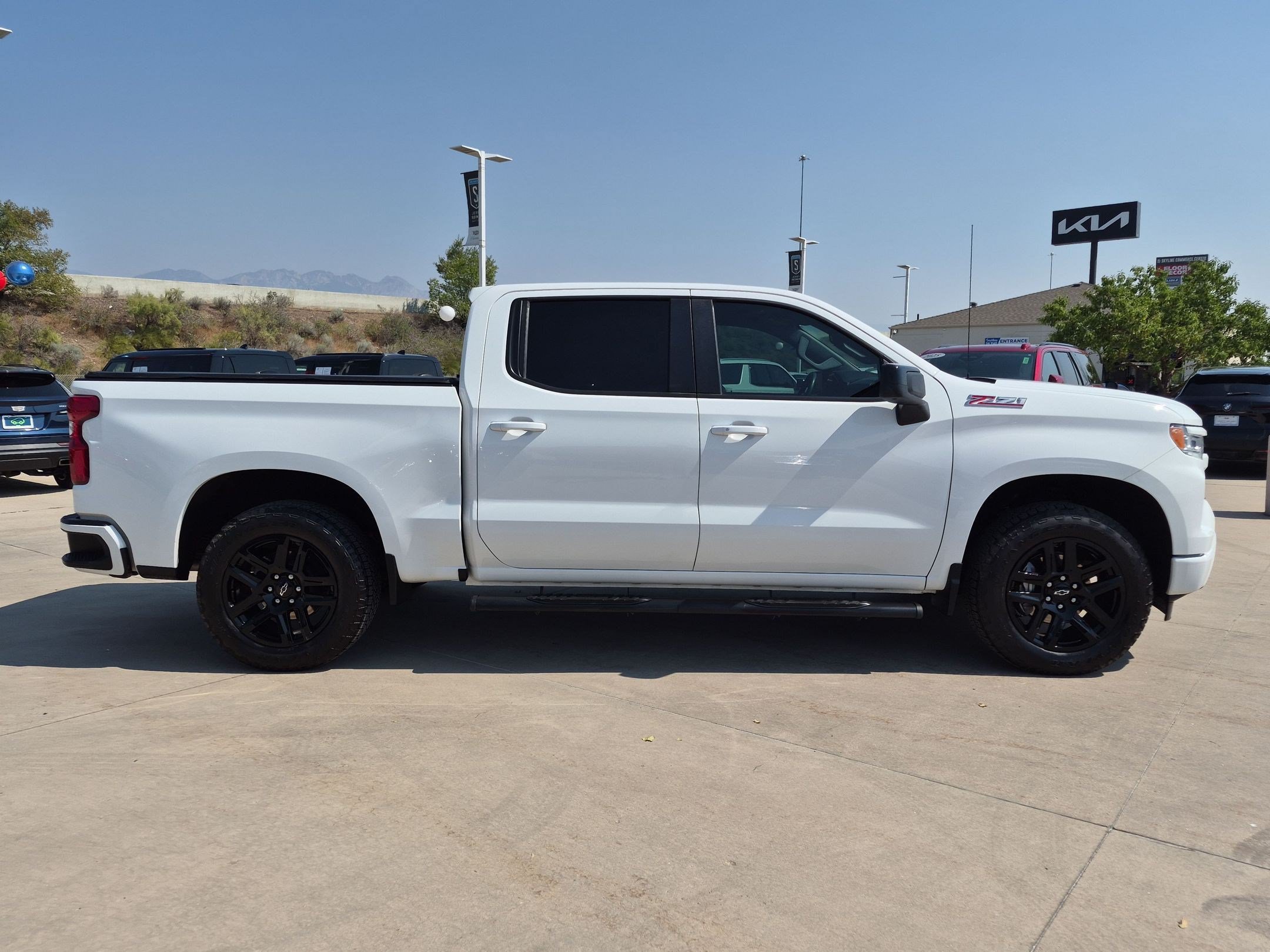 Used 2022 Chevrolet Silverado 1500 RST AWD/4WD image 7