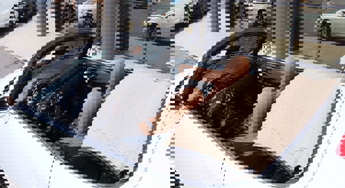 Used 2004 Toyota MR2 image 45