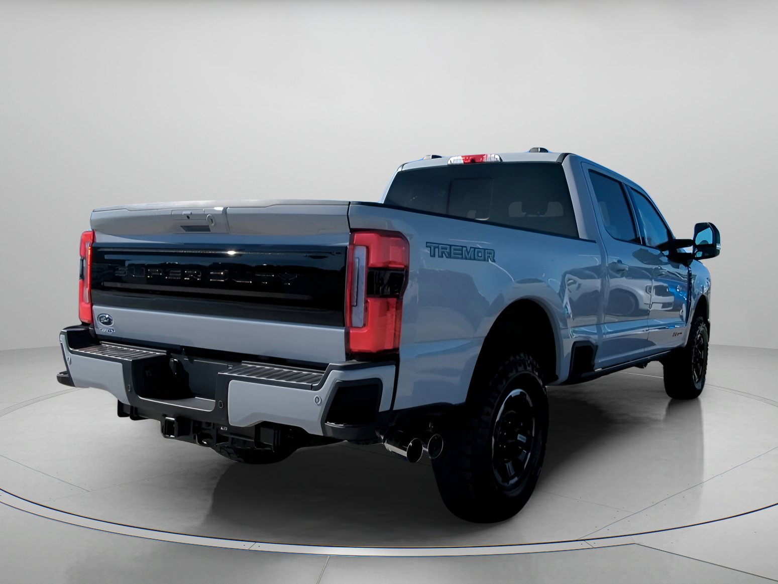 New 2026 Ford F250 Platinum w/ Tremor Off-Road Package image 29