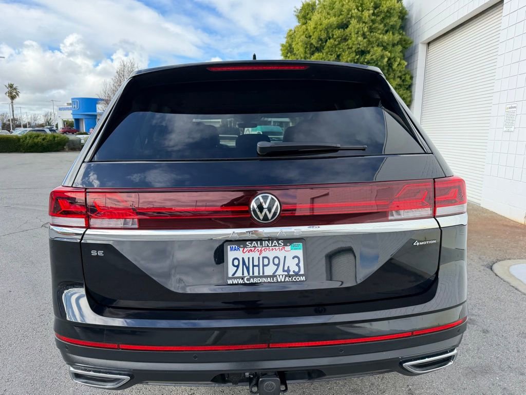 Used 2024 Volkswagen Atlas SE AWD/4WD image 5