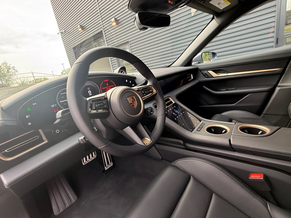 New 2026 Porsche Taycan 4S AWD/4WD image 12
