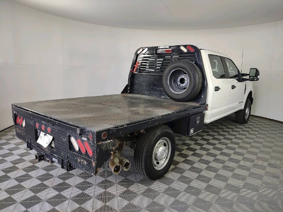 Used 2022 Ford F250 XL w/ Power Equipment Group AWD/4WD image 10