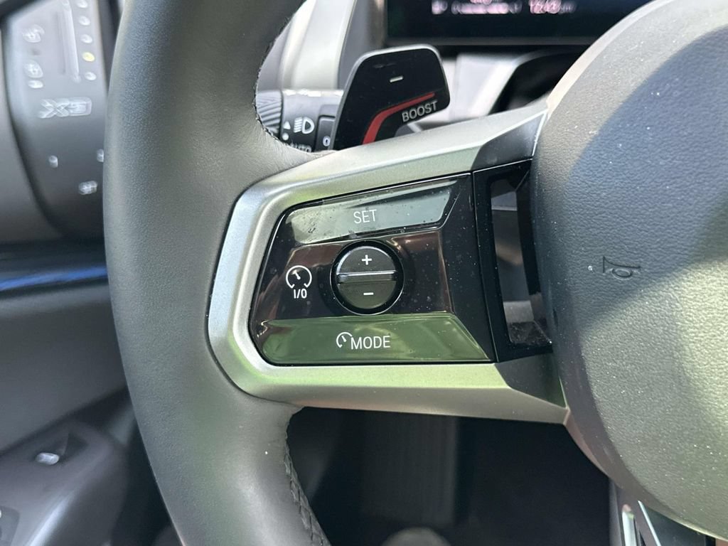 Used 2025 BMW X3 xDrive30i AWD/4WD image 22