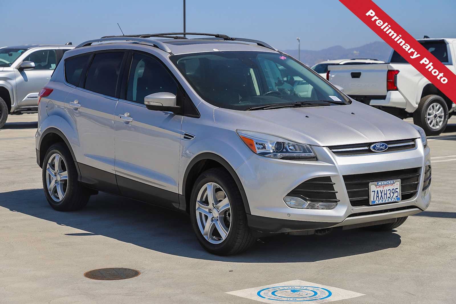 Used 2013 Ford Escape Titanium w/ Parking Technology Pkg AWD/4WD image 3