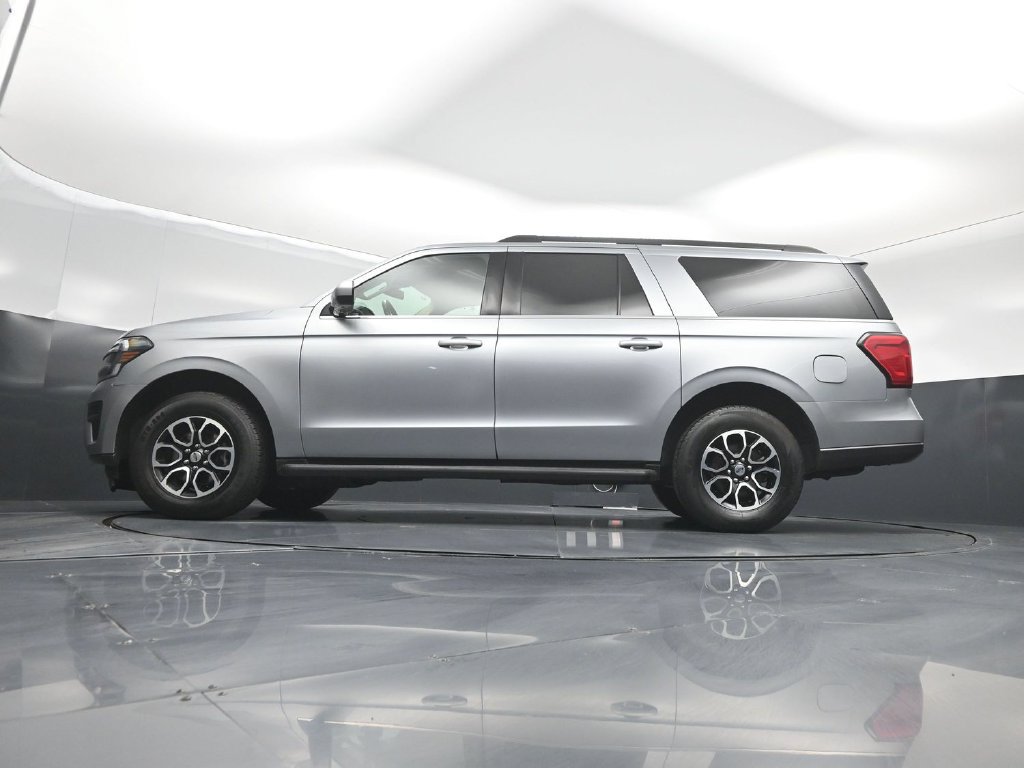 Used 2024 Ford Expedition Max XLT AWD/4WD image 7