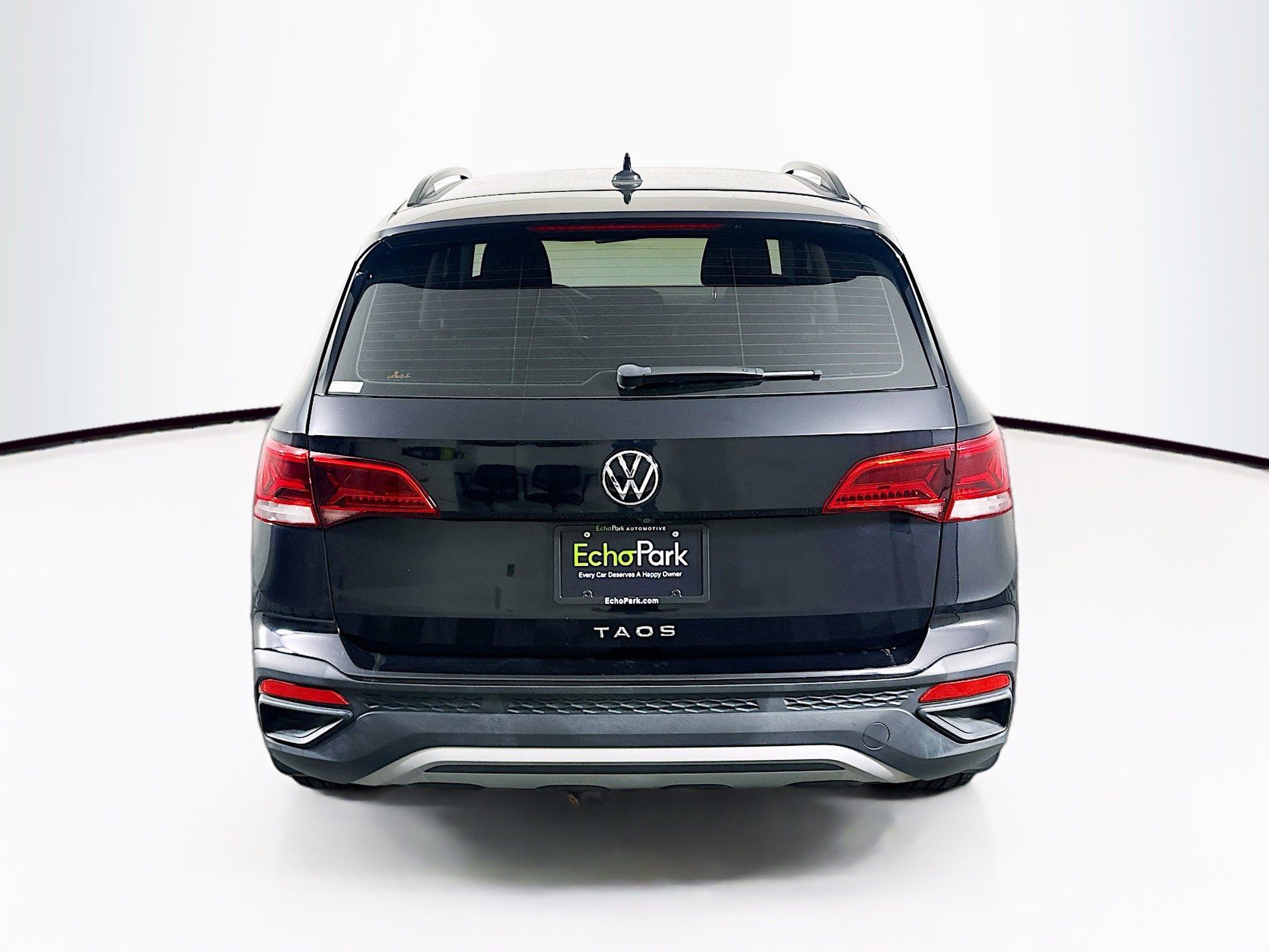 Used 2022 Volkswagen Taos S FWD image 7