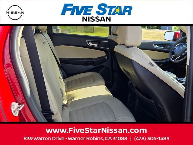 Used 2020 Ford Edge SEL image 16