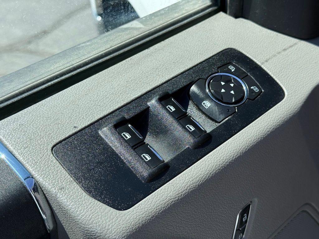 Used 2016 Ford F150 XLT AWD/4WD image 10