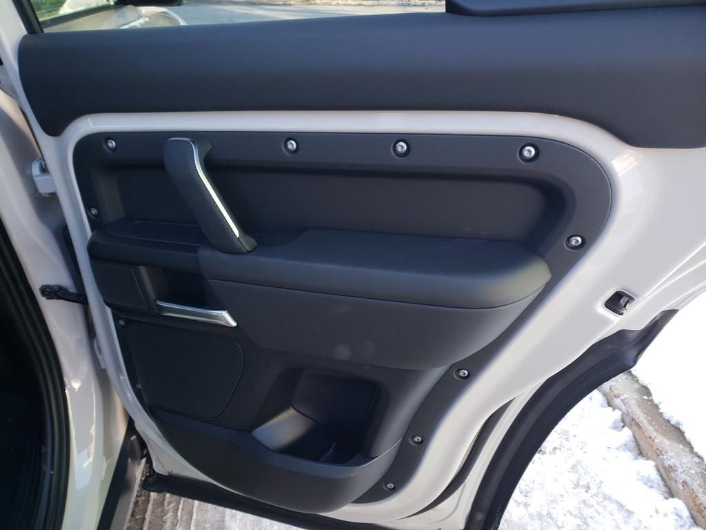 New 2026 Land Rover Defender 110 X image 18