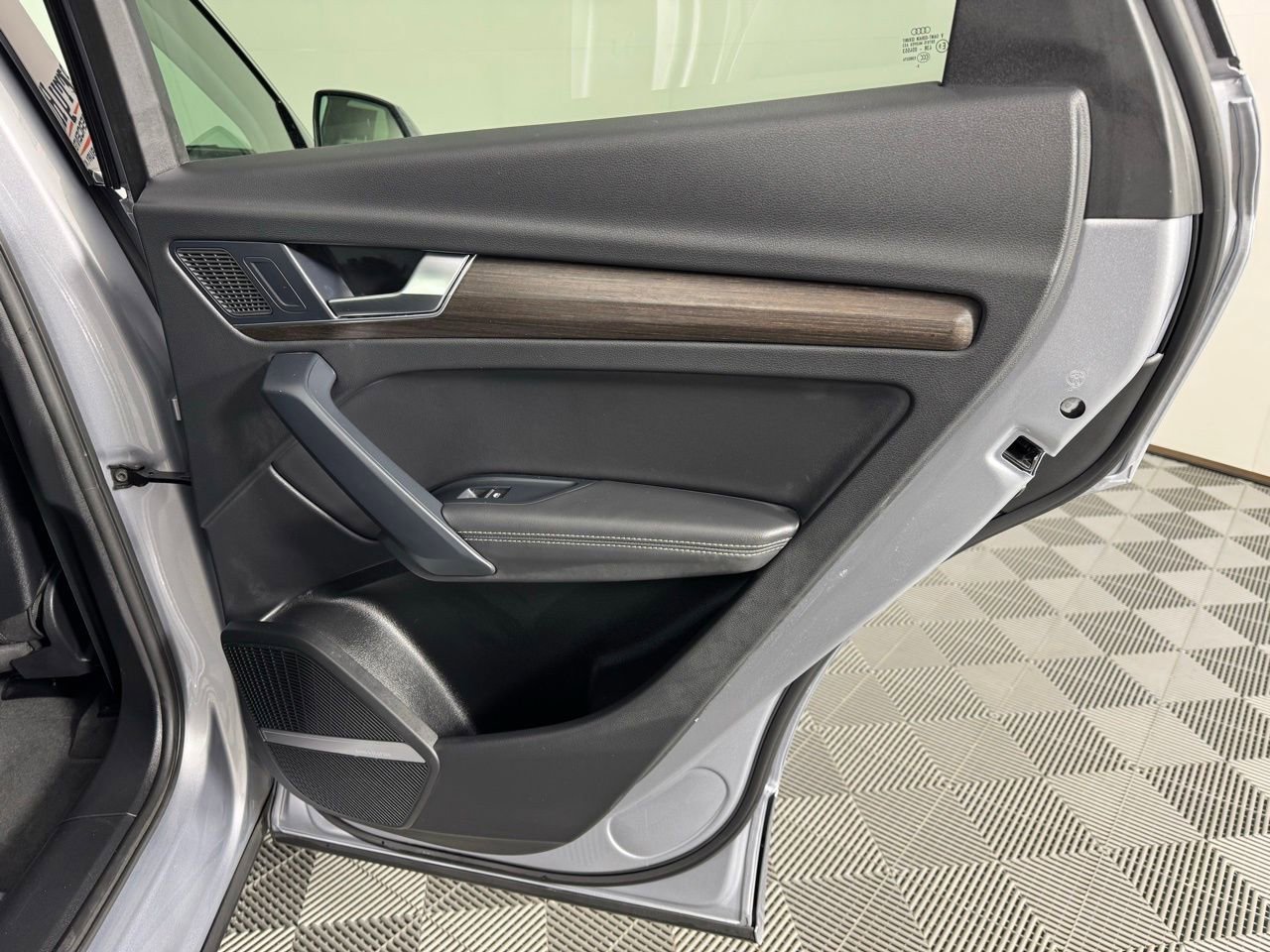 Used 2024 Audi Q5 2.0T Premium Plus image 38