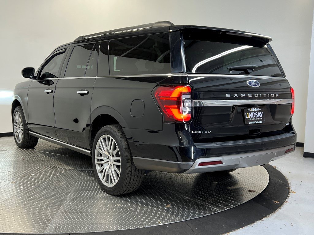 Used 2022 Ford Expedition Max Limited image 5
