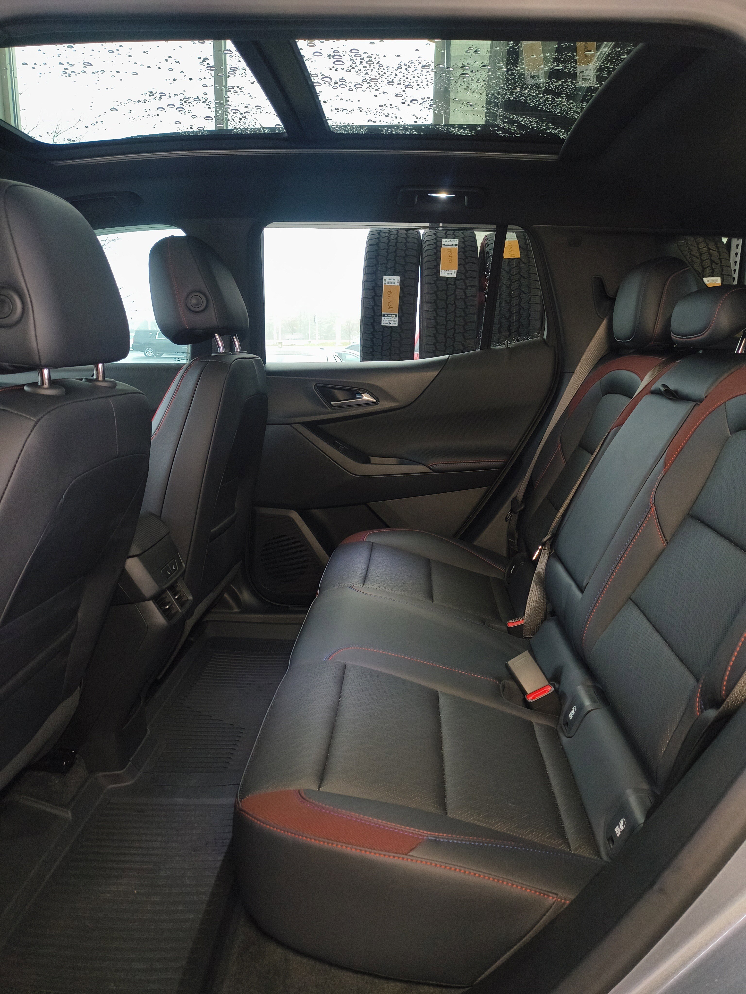 Used 2025 Chevrolet Equinox RS w/ Safety and Technology Package image 21