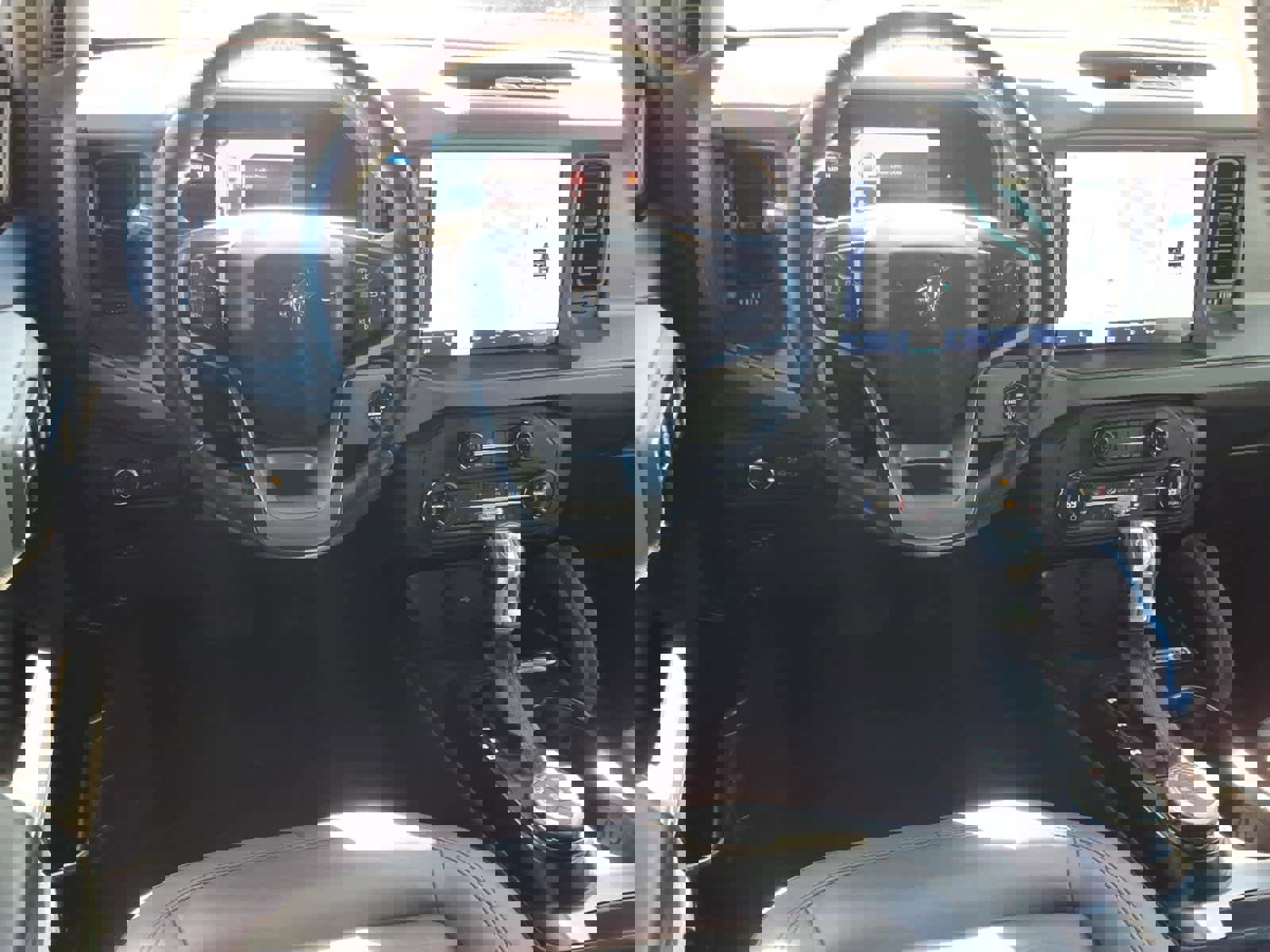 Used 2024 Ford Bronco Black Diamond image 21