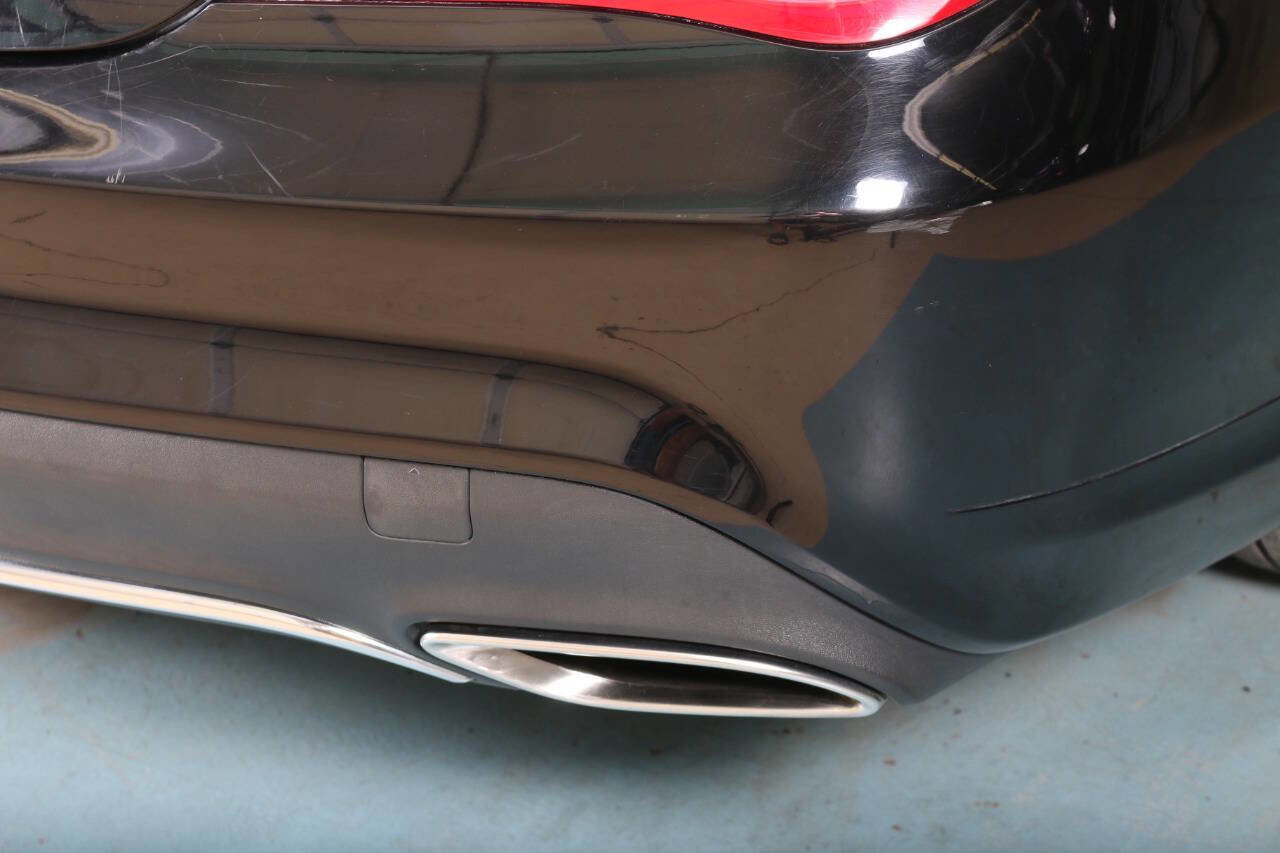 Used 2018 Mercedes-Benz CLA 250 4MATIC image 16