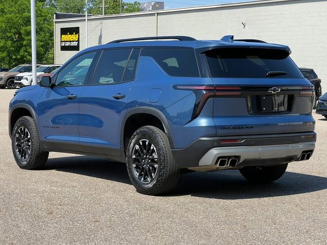 Used 2024 Chevrolet Traverse Z71 AWD/4WD image 11