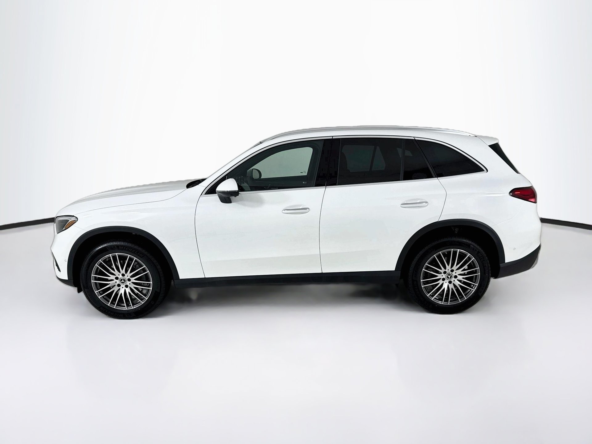 New 2027 Mercedes-Benz GLC 300 image 5