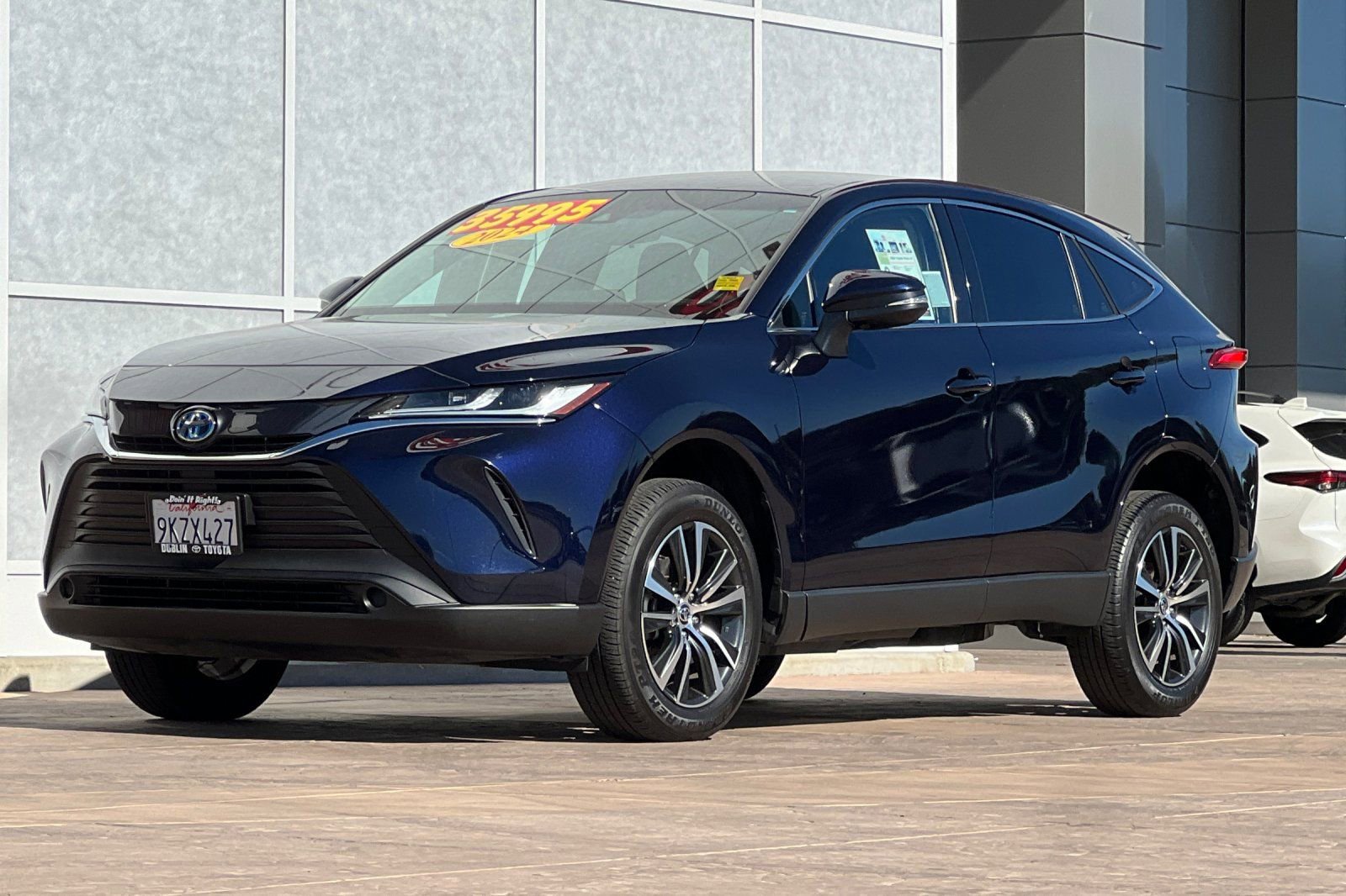 Certified 2024 Toyota Venza LE image 10