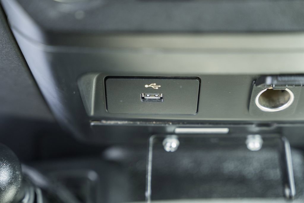 Used 2017 Ford F550 4x4 SuperCab Super Duty image 27