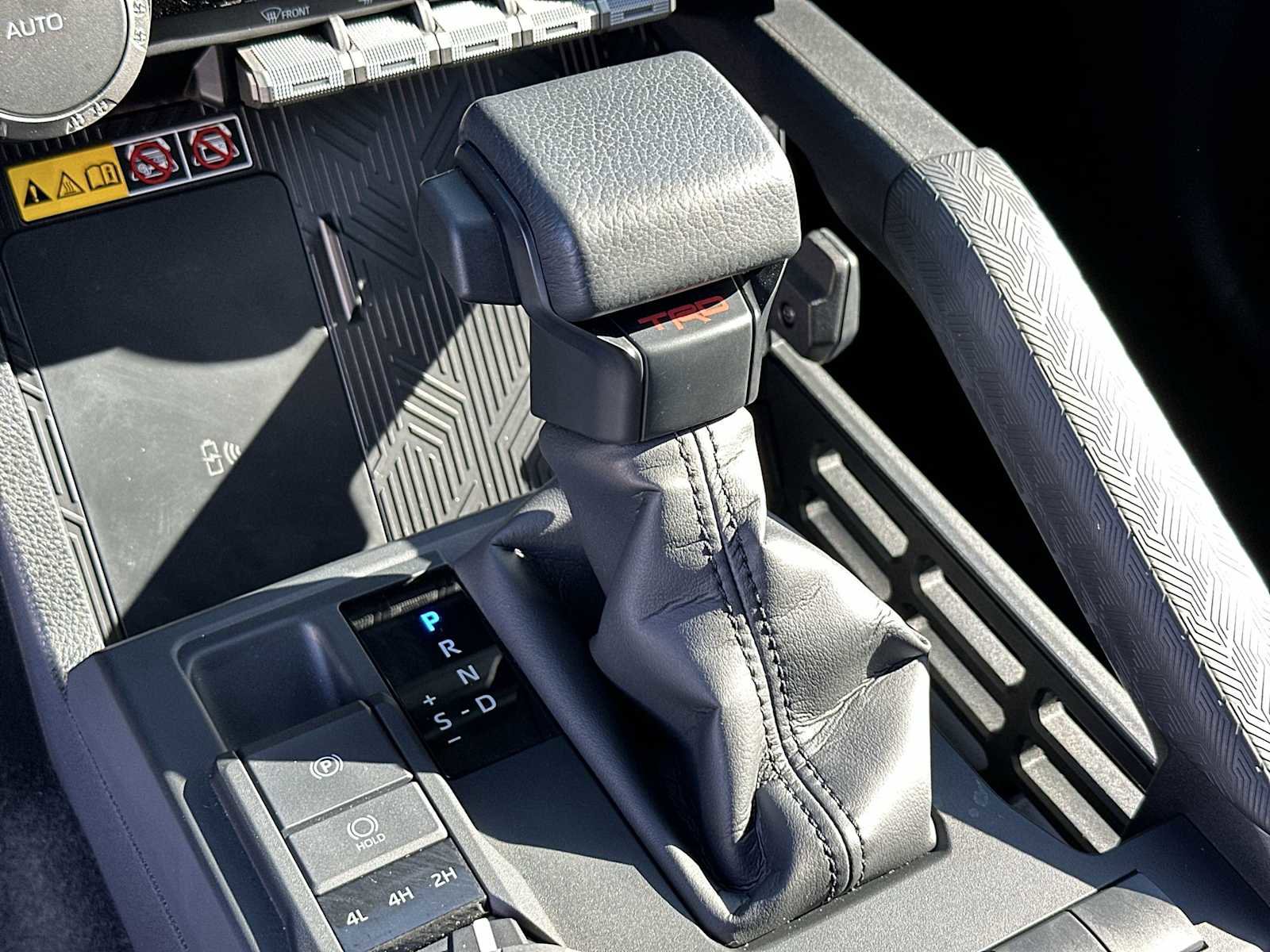 Used 2025 Toyota 4Runner TRD Off-Road image 23