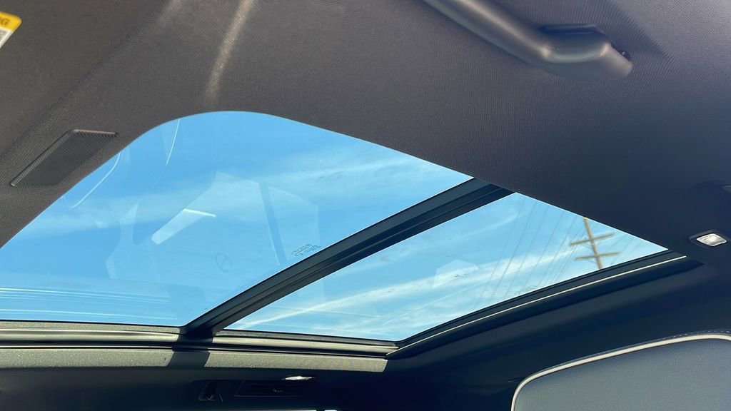 New 2026 GMC Yukon Elevation image 10