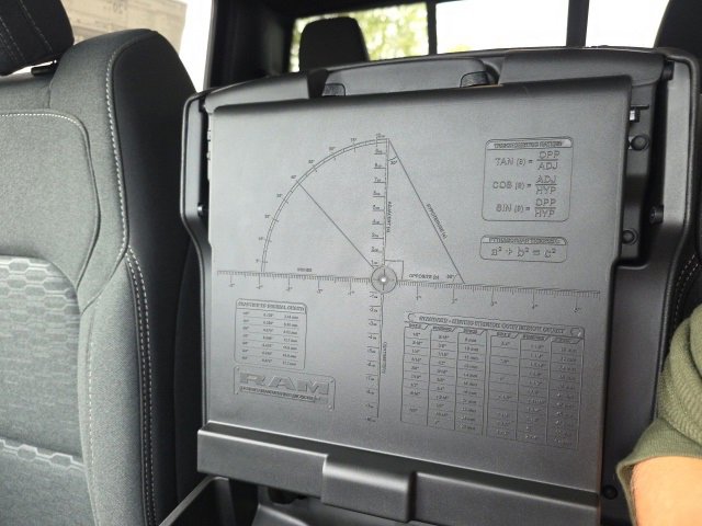 New 2026 RAM 1500 4x4 Crew Cab image 29
