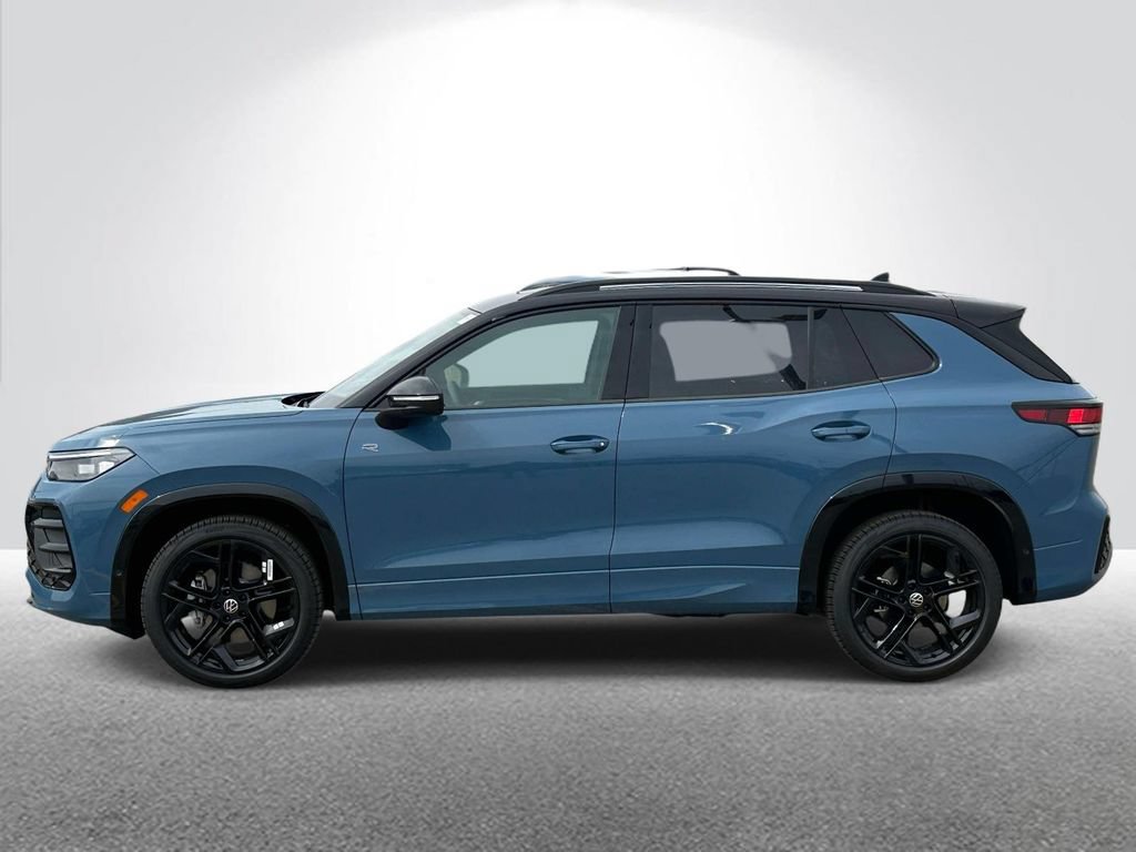 New 2026 Volkswagen Tiguan SE R-Line AWD/4WD image 2