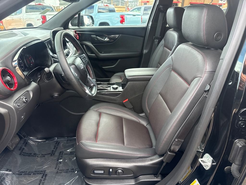 Used 2025 Chevrolet Blazer RS w/ Enhanced Convenience Package image 9