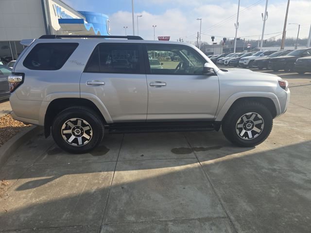 Used 2024 Toyota 4Runner TRD Off-Road image 6