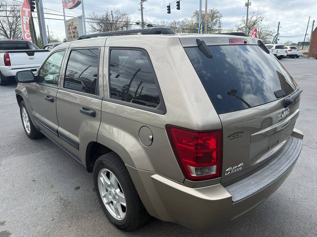 Used 2006 Jeep Grand Cherokee Laredo AWD/4WD image 6