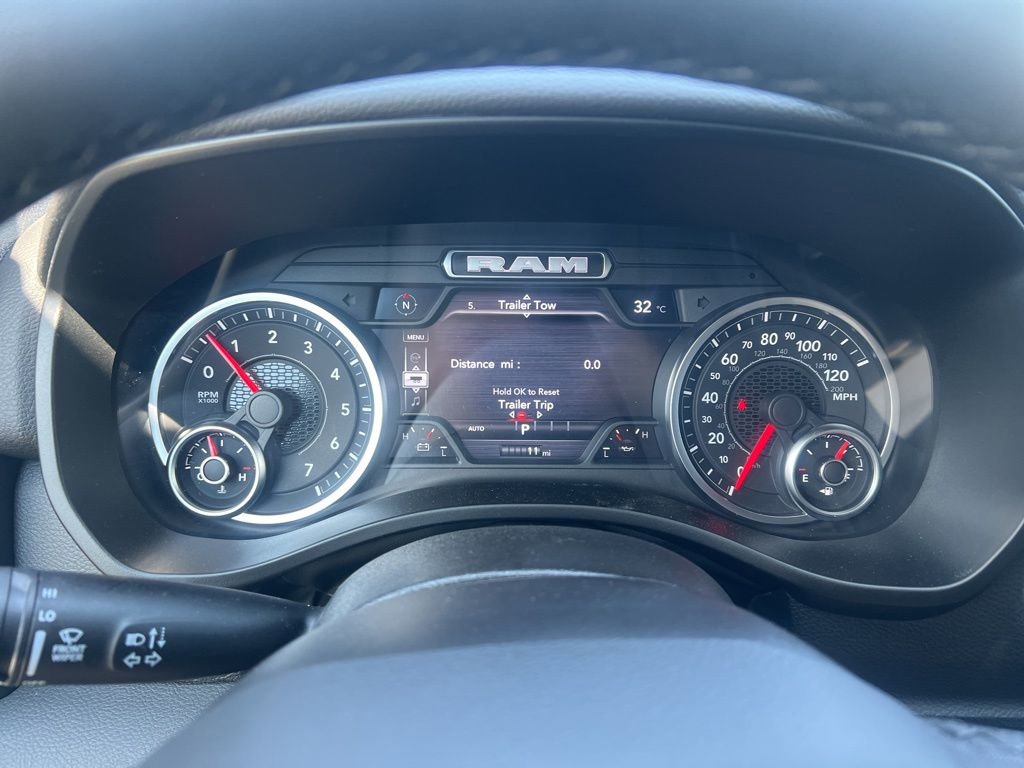 New 2026 RAM 1500 4x4 Crew Cab image 28
