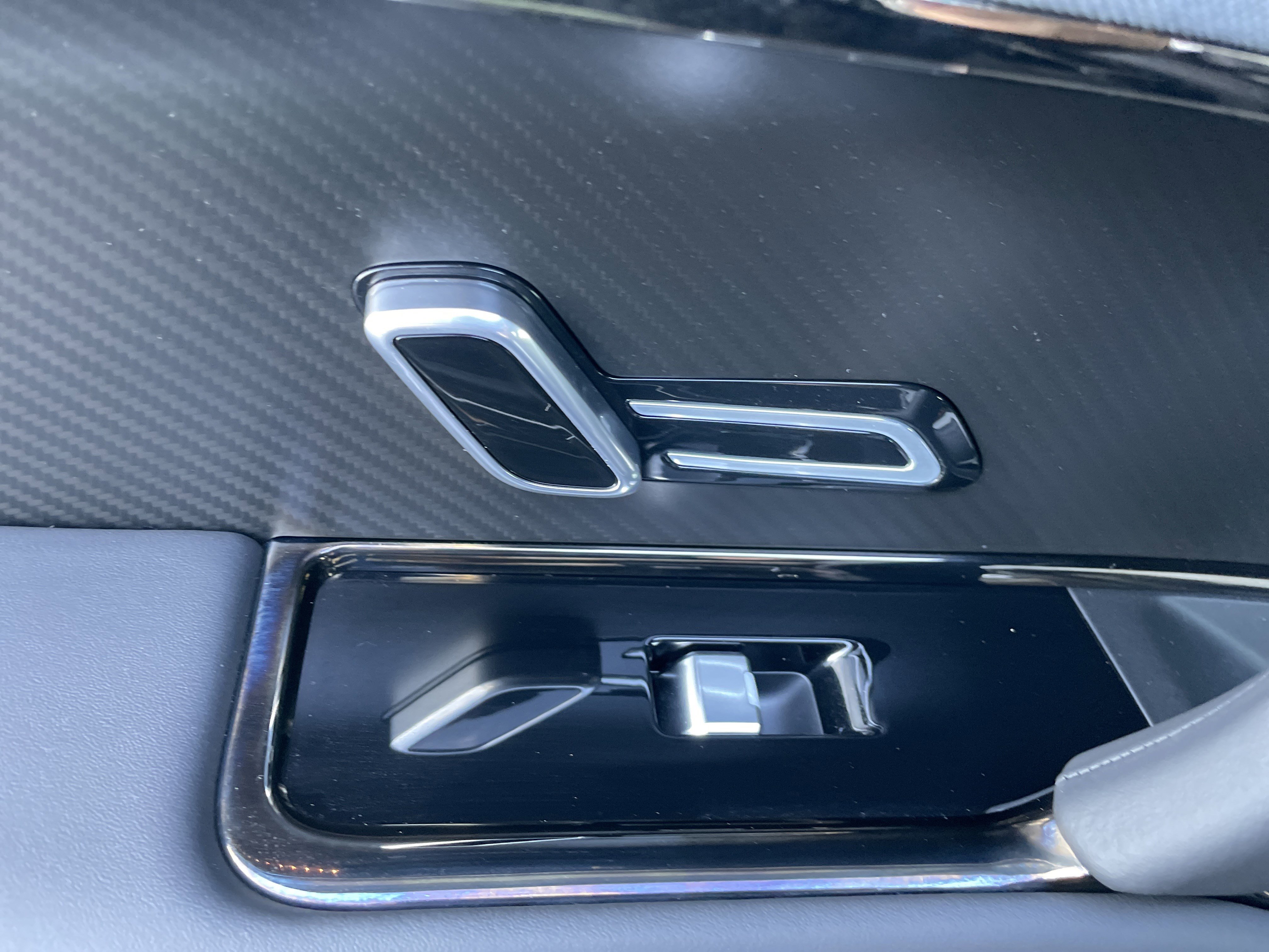 Used 2024 Land Rover Range Rover Sport image 31