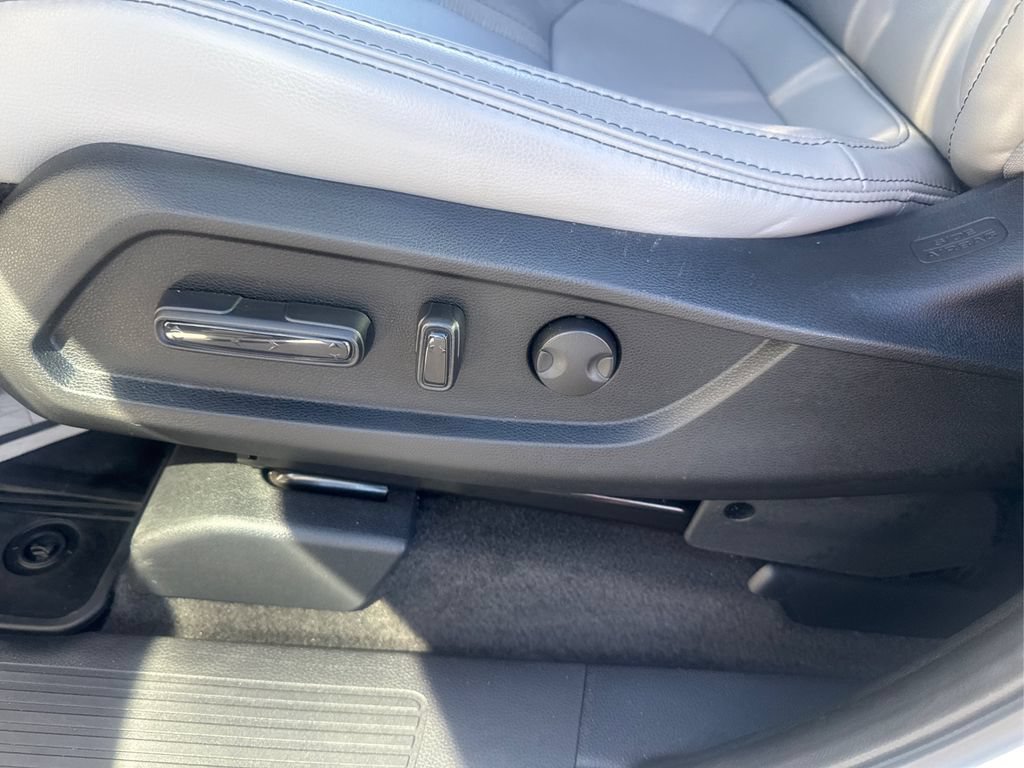 Certified 2023 Honda Pilot Touring image 36