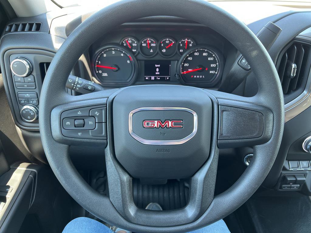 New 2025 GMC Sierra 2500 Pro image 18