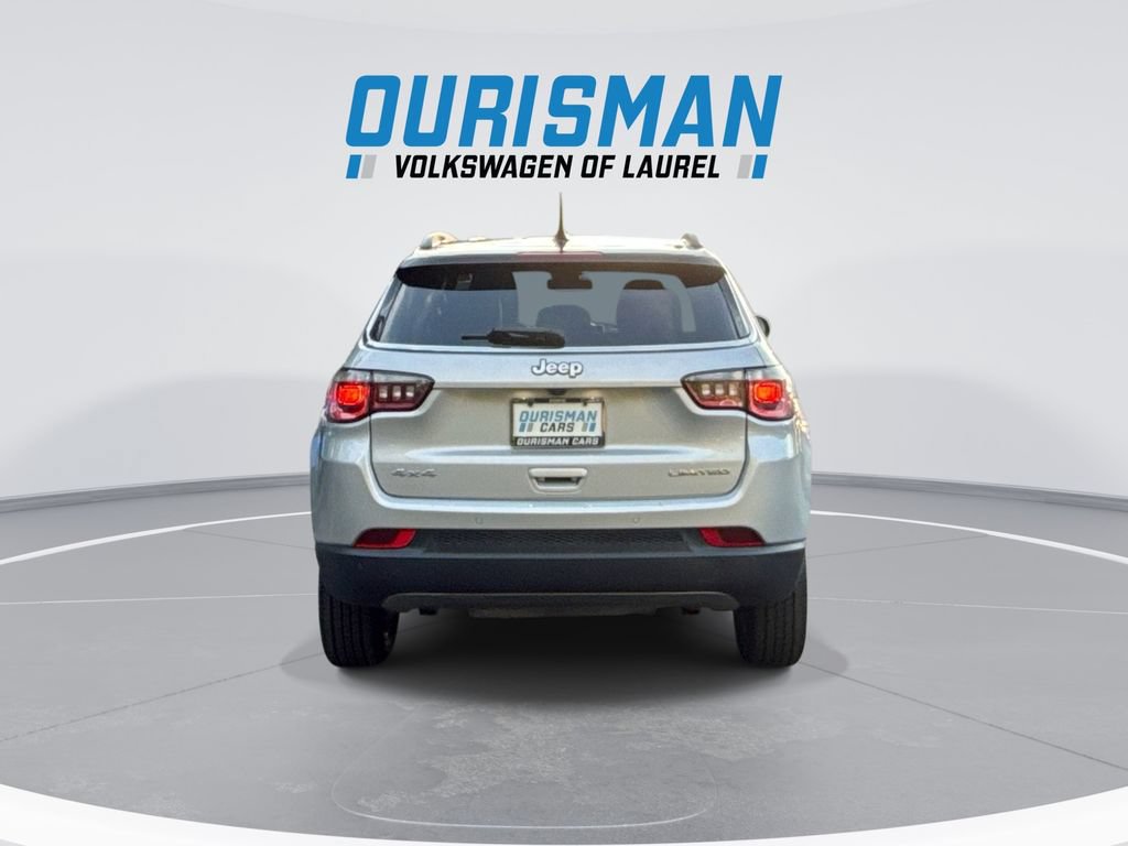 Used 2024 Jeep Compass Limited AWD/4WD image 7