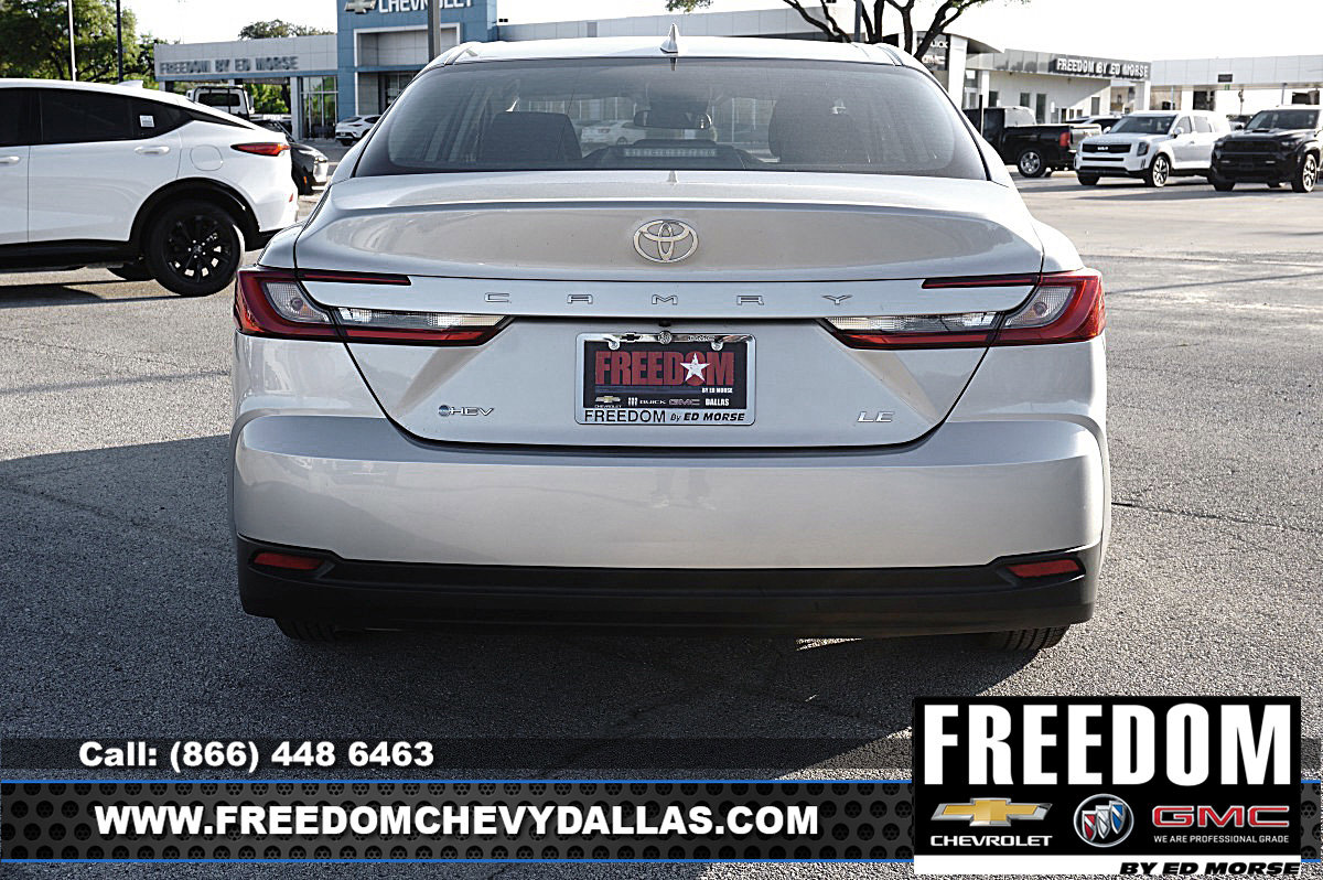 Used 2025 Toyota Camry LE image 35