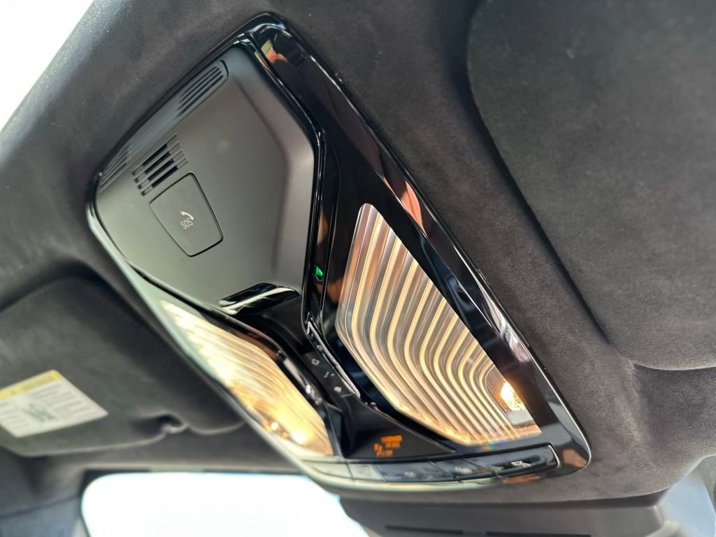 Certified 2025 BMW X7 M60i image 28