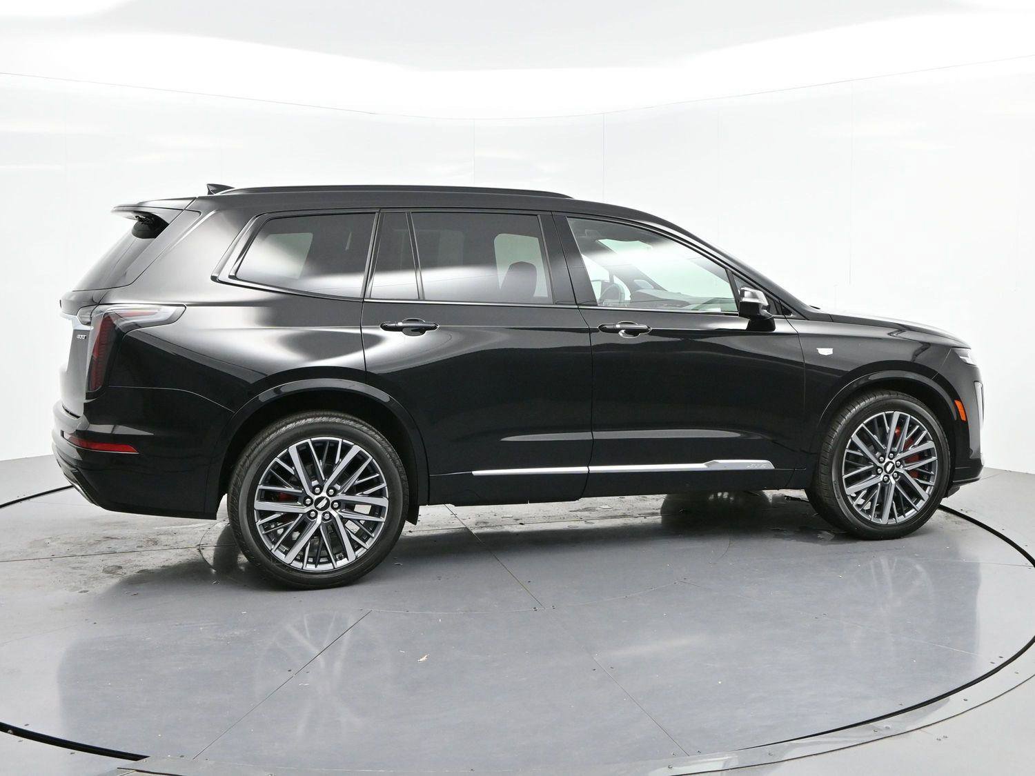 Certified 2025 Cadillac XT6 Sport w/ LPO, Floor Liner Package image 8