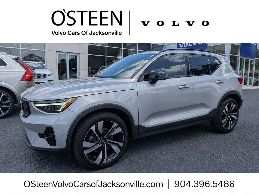 Certified 2023 Volvo XC40 B5 Ultimate w/ Climate Package