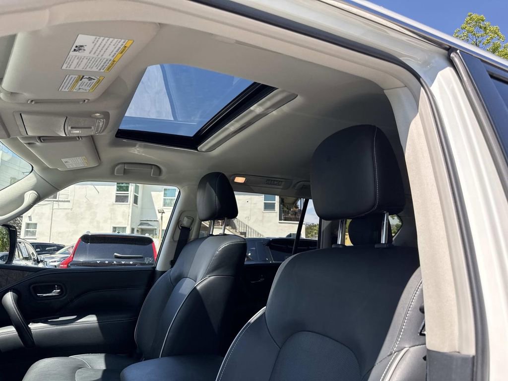 Certified 2024 INFINITI QX80 Premium Select w/ Cargo Package image 17