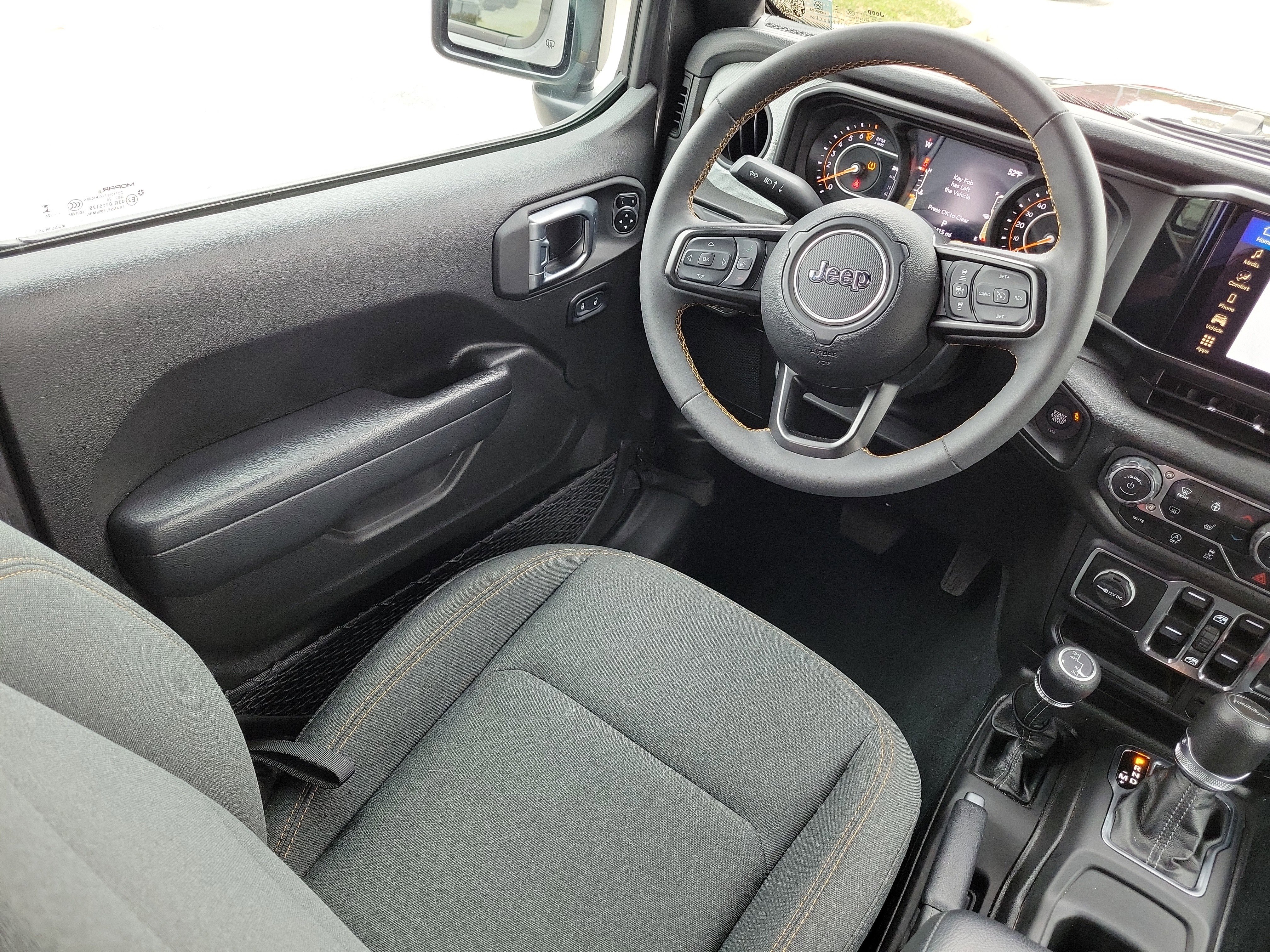 Used 2024 Jeep Gladiator Sport image 13