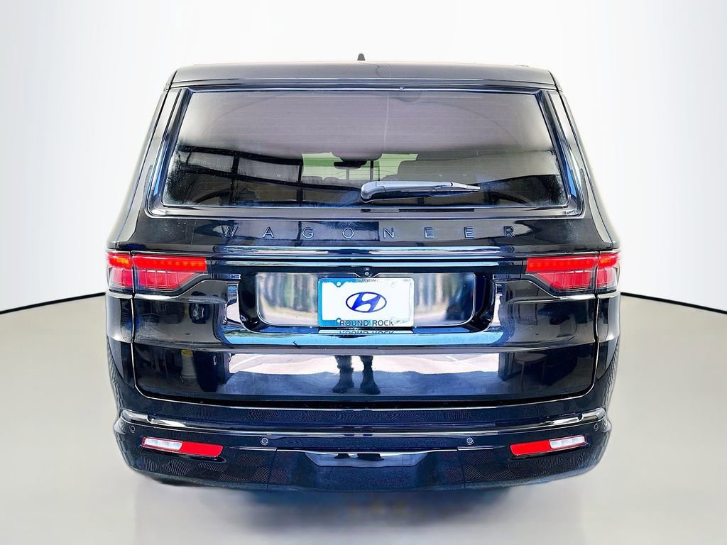Used 2024 Jeep Wagoneer Series II AWD/4WD image 6