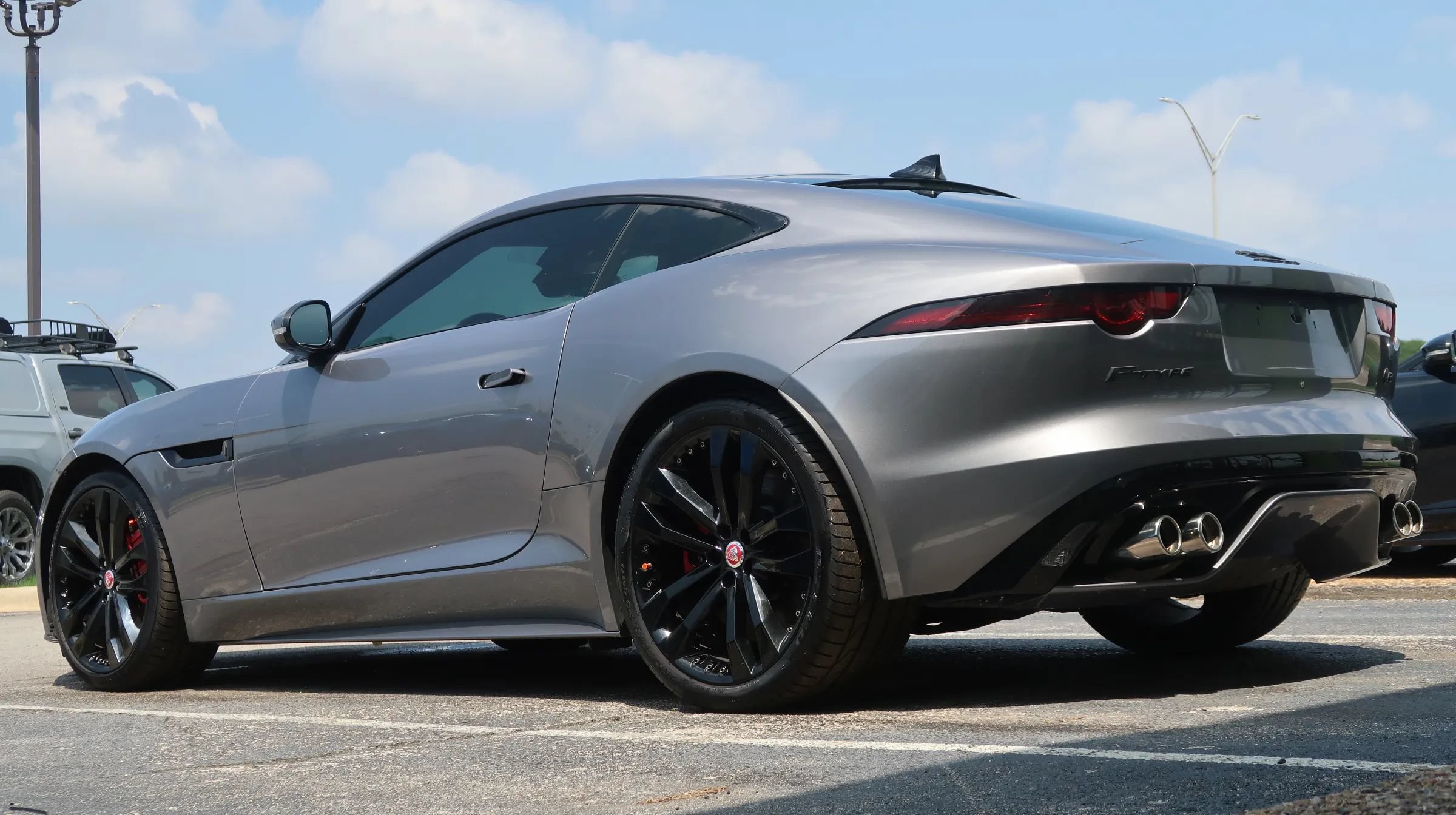 Used 2020 Jaguar F-TYPE R AWD/4WD image 7