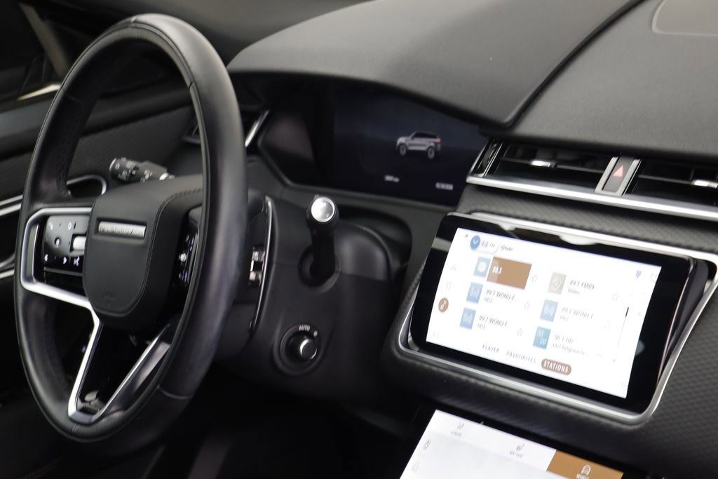 Used 2023 Land Rover Range Rover Velar R-Dynamic S image 21