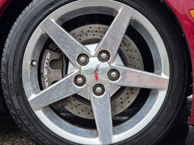 Used 2006 Chevrolet Corvette Convertible w/ Preferred Equipment Group RWD image 21